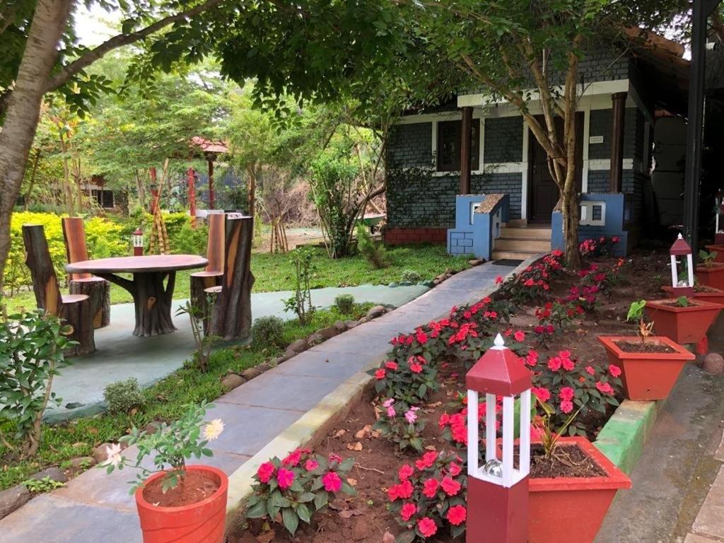 Chalets Resort Masinagudi أوتي المظهر الخارجي الصورة